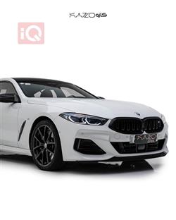 بي ام دبليو 8 الفئة